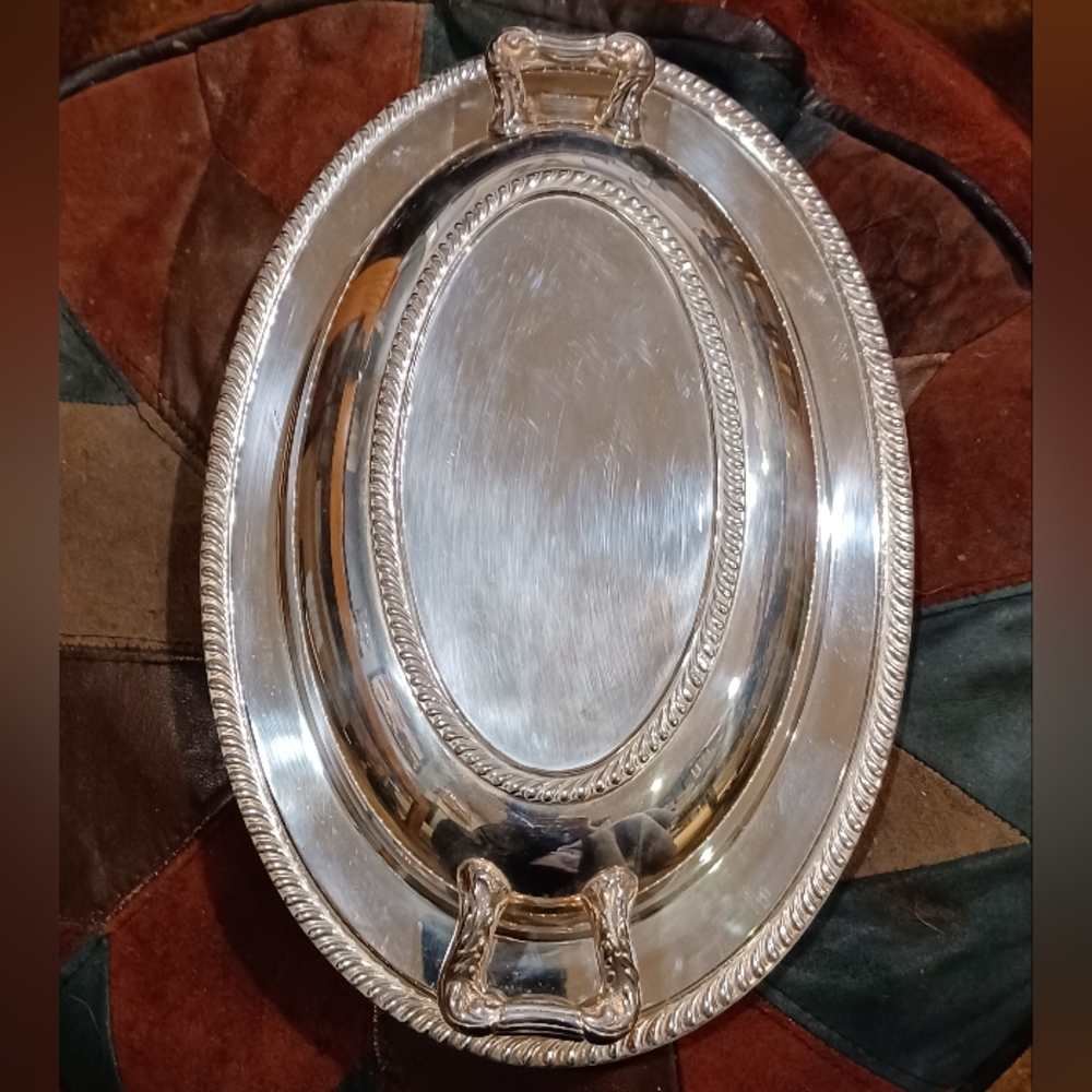 Vintage Fiesta Oneida LTD tray with lid silver plated